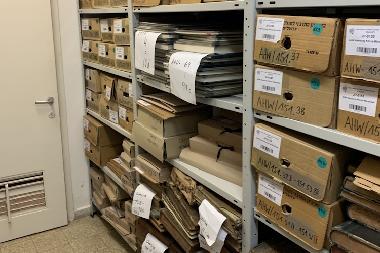 Archivboxen Bestand Altona Hamburg Wandsbek, CAHJP.